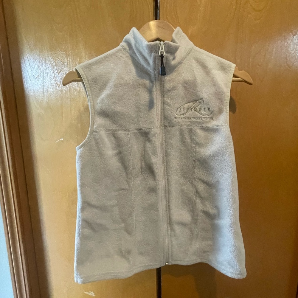 Lightweight fleece logo wear from Reininger Winery in Walla Walla, WA!